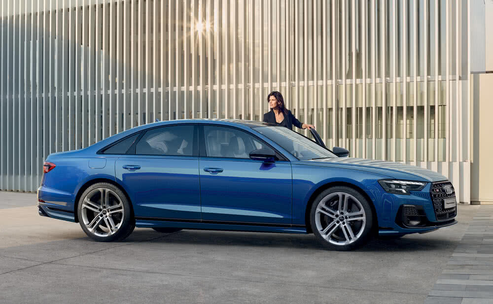 Der Audi S8