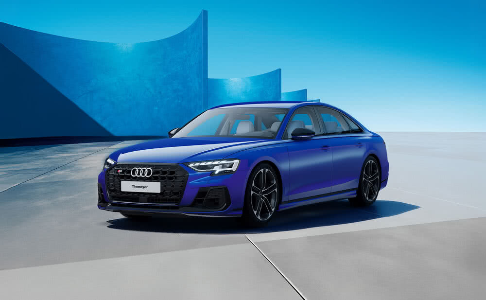 Der Audi S8